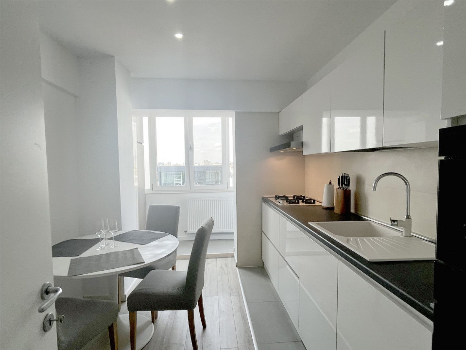 DECEBAL-ALBA IULIA, 3 CAMERE LUX-95 MP!