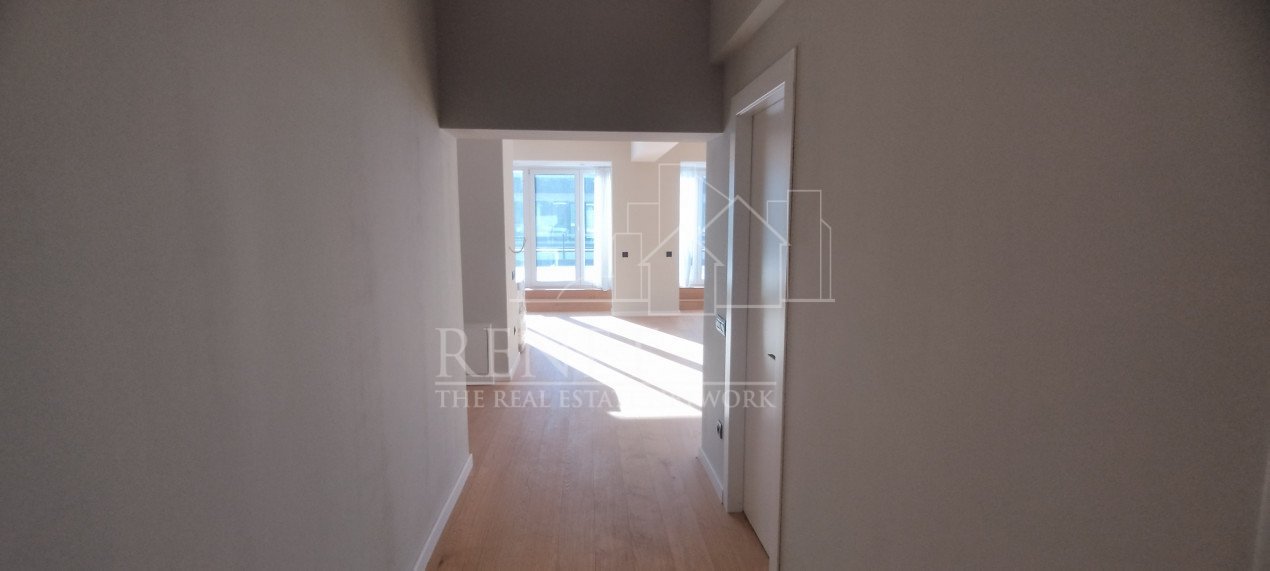 PRIMA INCHIRIERE Penthouse lux+3 terase Laguna Residence