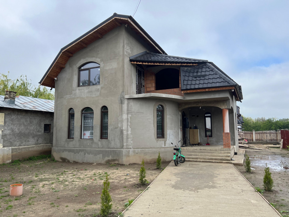 Casa 200 mp LOT 429 mp Dobreni 