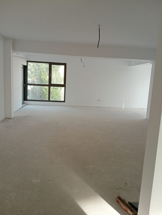 SUPER OCAZIE SE VINDE APARTAMENT 100mp utili + 100mp terasa IN ZONA ARMENEASCA