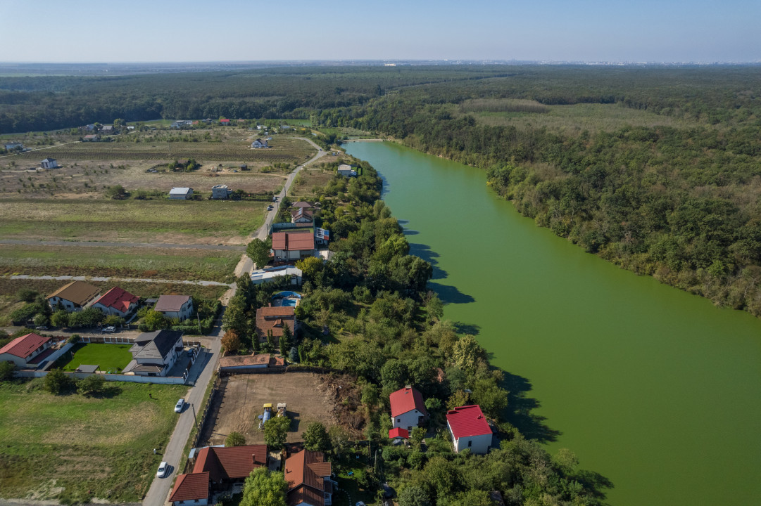 BRANESTI, TEREN 1400 MP, DESCHIDERE 32 MP, VEDERE LA LAC!