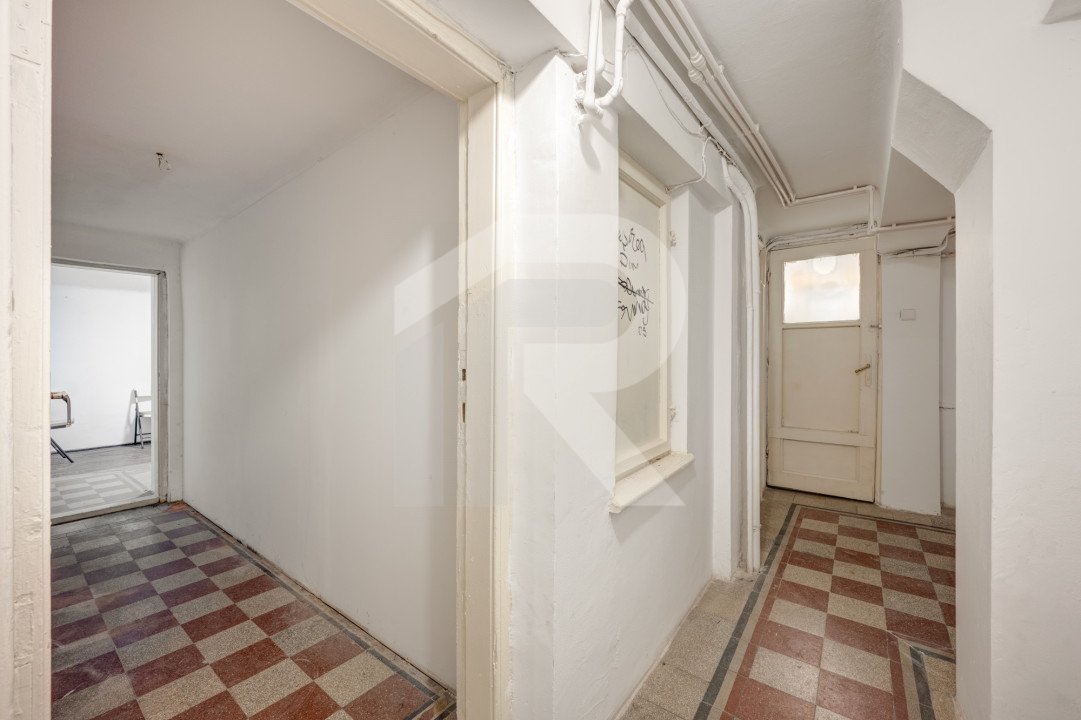 CALEA VICTORIEI | Apartament 3 camere in Cladire Interbelica 