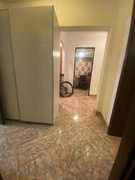 SUPER OCAZIE SE VINDE APARTAMENT 2 CAMERE DECOMANDAT LANGA PARCUL TEI, DNA GHICA