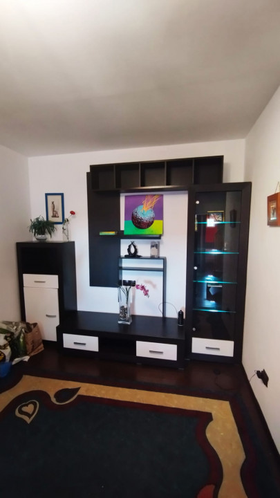 SE INCHIRIAZA APARTAMENT 3 CAMERE SPATIOS, RENOVAT IN ZONA BRANCOVEANU-LAMOTESTI