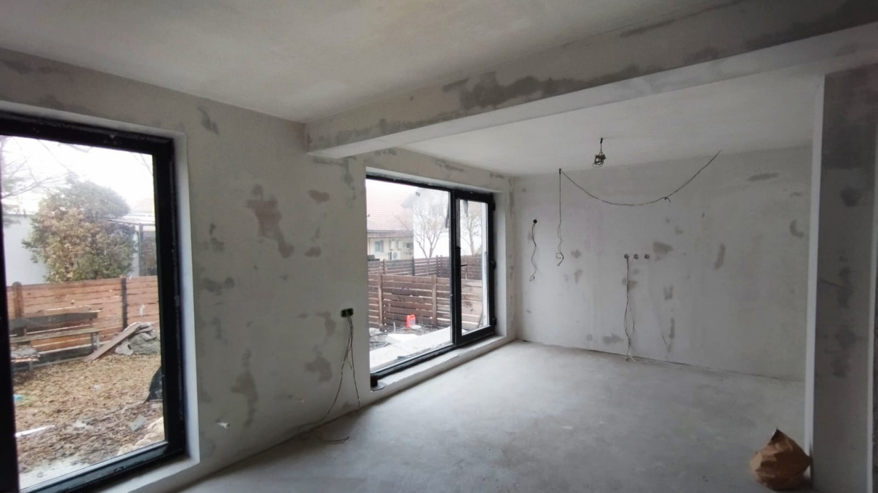 VAND 3 VILE 360MP+100MP CURTE+LOC PARCARE IN ZONA 1 DECEMBRIE IF