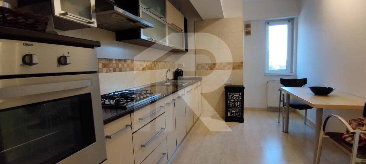 Apartament 3 camere 99mp+Parcare bd.Unirii-Piata Alba Iulia