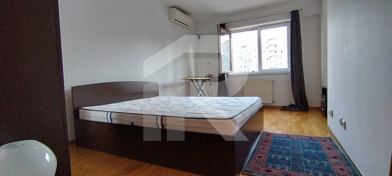 Apartament 3 camere 99mp+Parcare bd.Unirii-Piata Alba Iulia