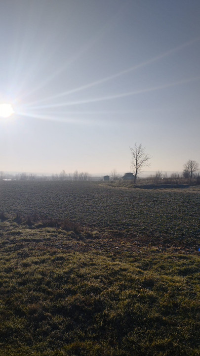 VAND TEREN INTRAVILAN 4000MP DESCHIDERE LA DELTA NEAJLOVULUI  IN ZONA BUDENI