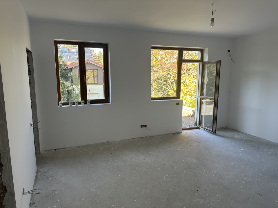 CORBEANCA-PARADISUL VERDE, VILA P+E+M 507 MP, LOT 1095 MP, LA PADURE!