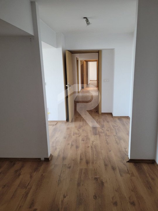 Vand penthouse situtat langa Casa Poporului, bld. Libertatii, PANORMA UNICA