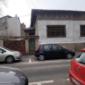 Casă centrală, singur curte - Cosbuc, Casa Poporului, Parcul Carol,  s.t. 468 mp