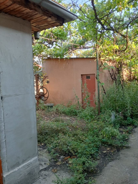 MEGA OCAZIE, SE VINDE CASA CU TEREN IN APROPIERE DE PIATA RAHOVA, PRET MIC
