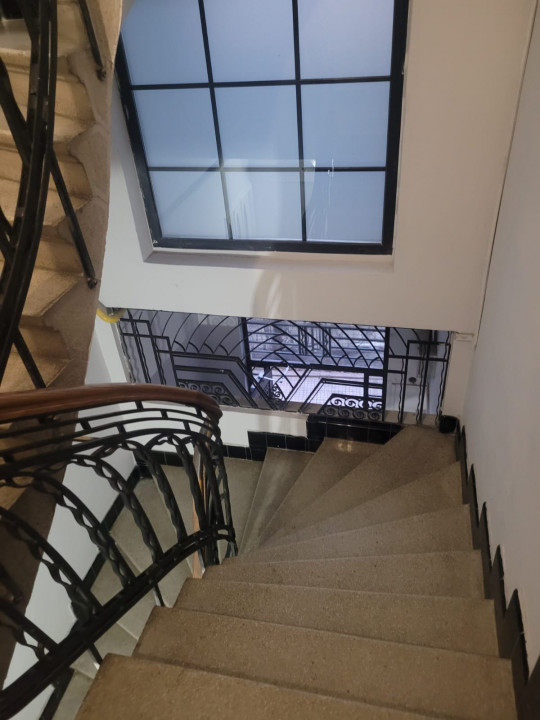 De vânzare apartament 3 camere in vila, etaj 1/2, Cartierul Evreiesc