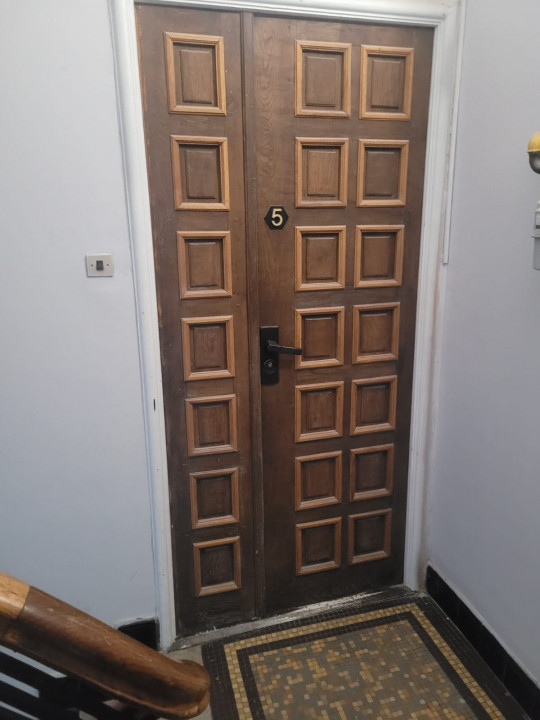De vânzare apartament 3 camere in vila, etaj 1/2, Cartierul Evreiesc