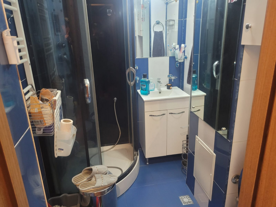 Închiriez apartament 2 camere decomandat , 5 min pana la Metrou Lujerului