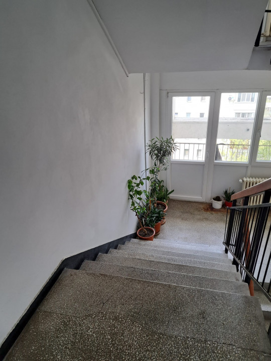 Apartament 2 camere, 50 mp, etaj 9/10, aproape de ParkLake și metrou