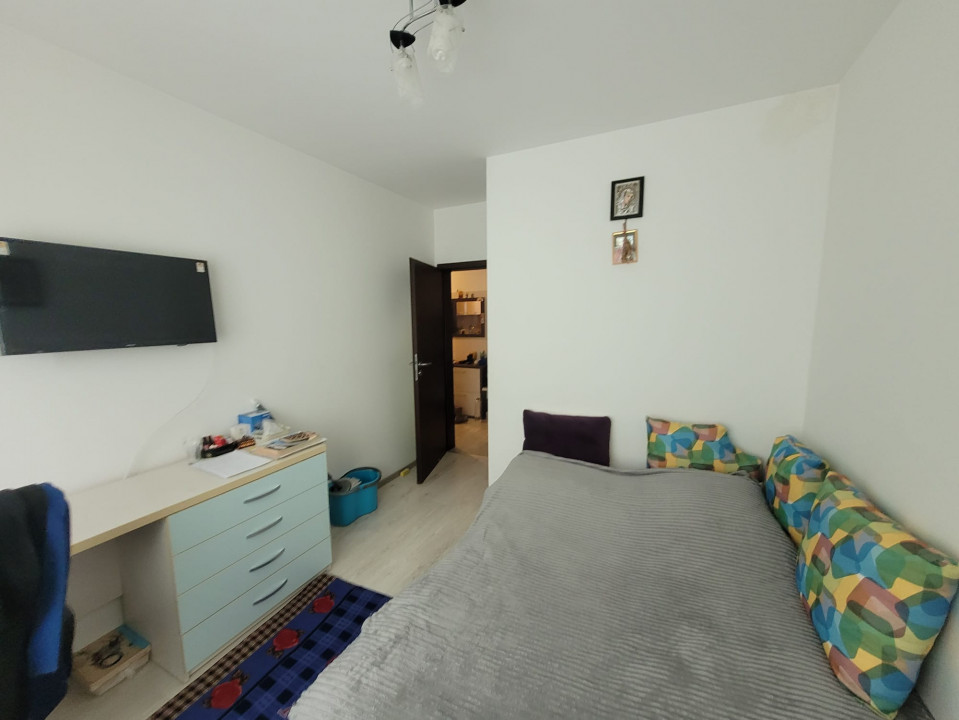 Apartament 2 camere  mobilat si utilat la et. 3/6 + loc de parcare  (TVA inclus)