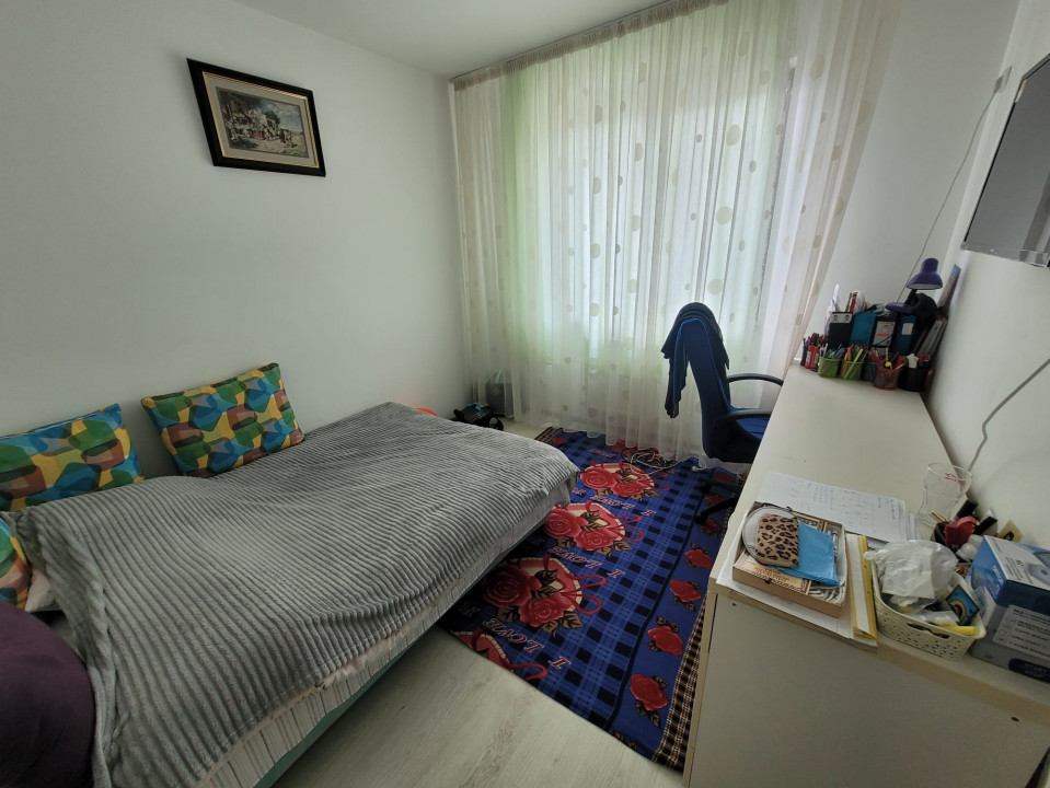 Apartament 2 camere  mobilat si utilat la et. 3/6 + loc de parcare  (TVA inclus)