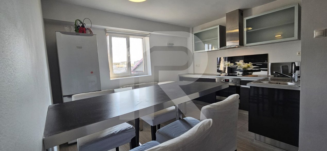 Apartament 3 camere O.Goga