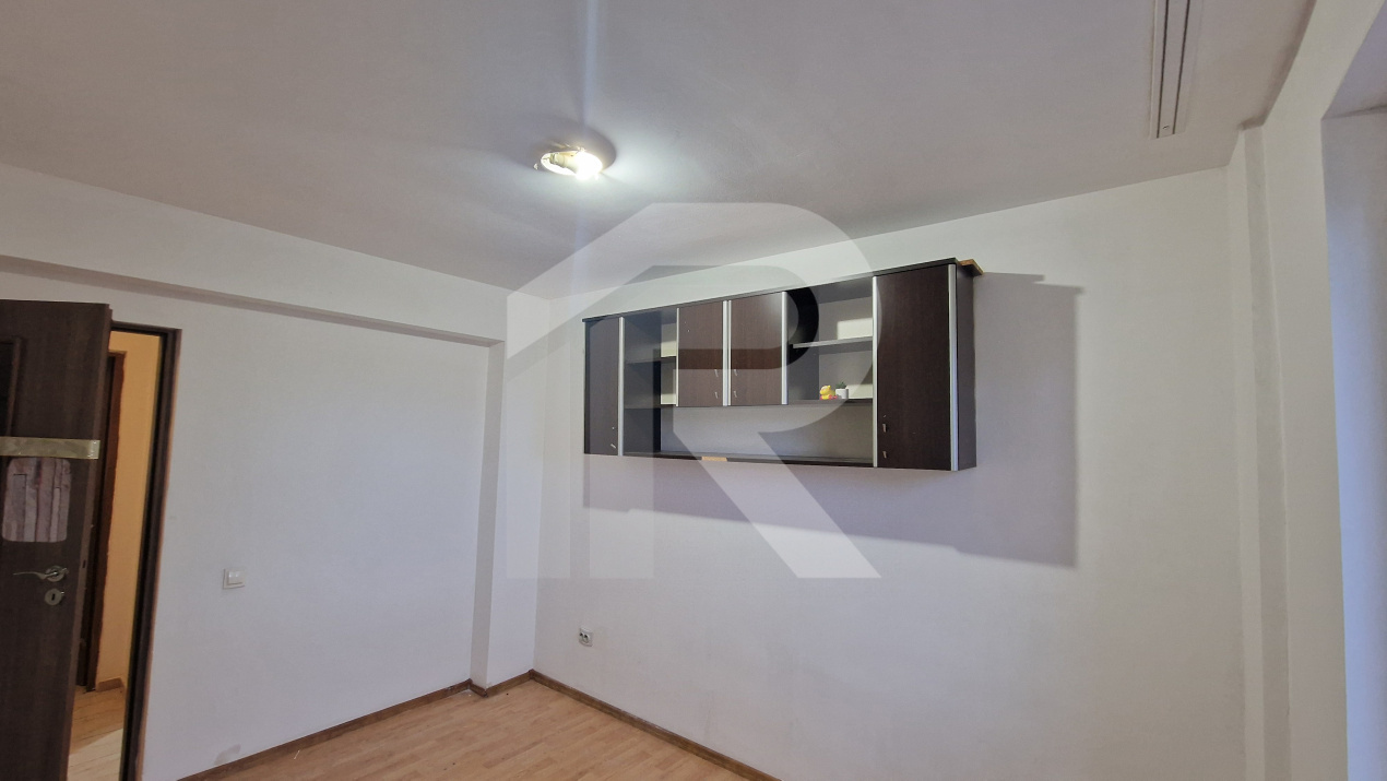 2 decomandate in bloc 2015, Sos Salaj, Complex Salaj