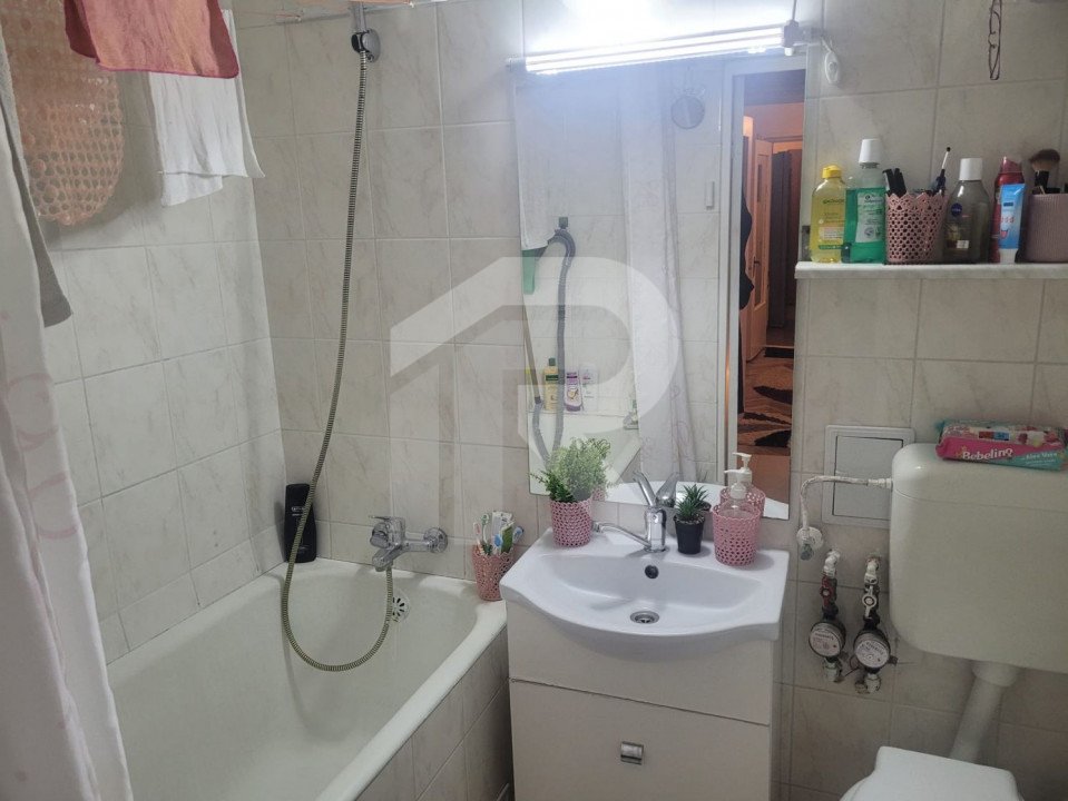 Apartament 3 camere 65 mp Auchan Titan, et. 4/4, loc de parcare inclus