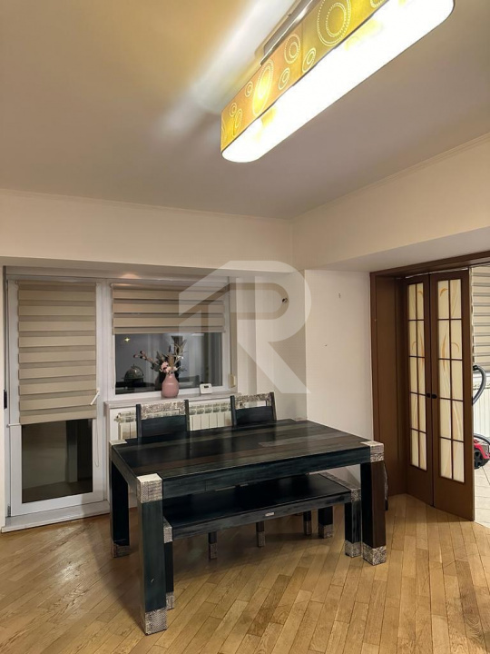 Apartament 3 camere Piata Alba Iulia