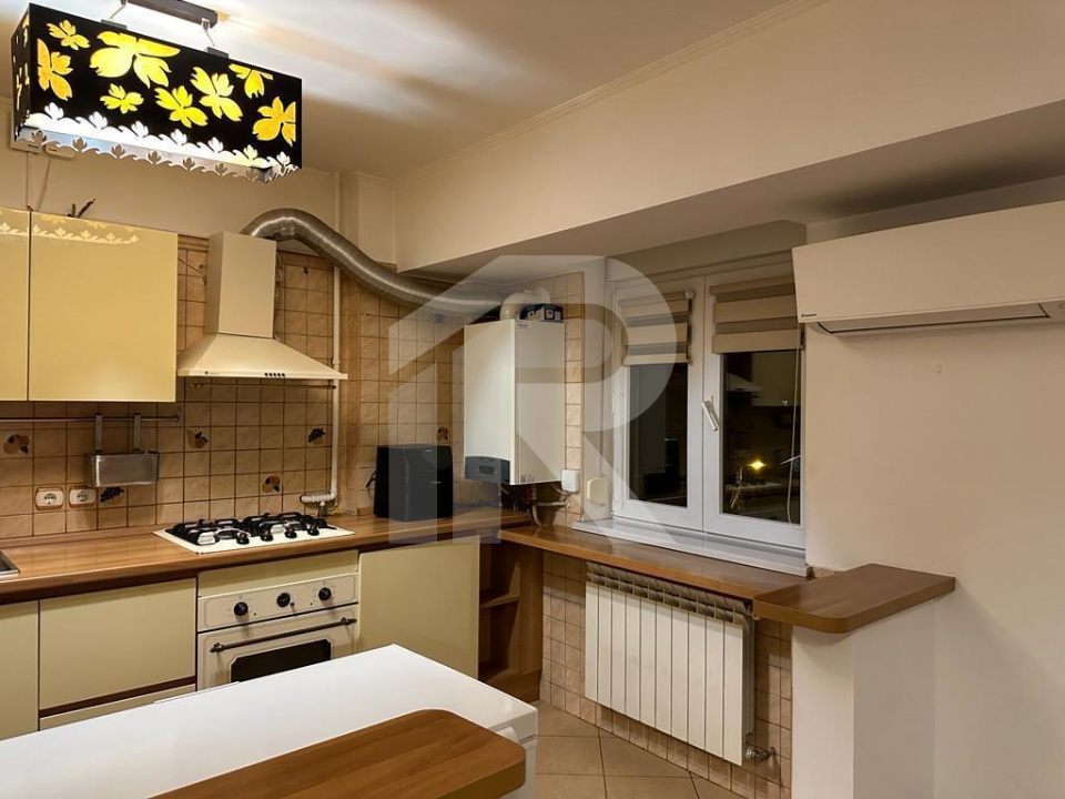 Apartament 3 camere Piata Alba Iulia