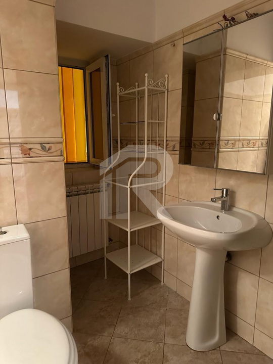 Apartament 3 camere Piata Alba Iulia