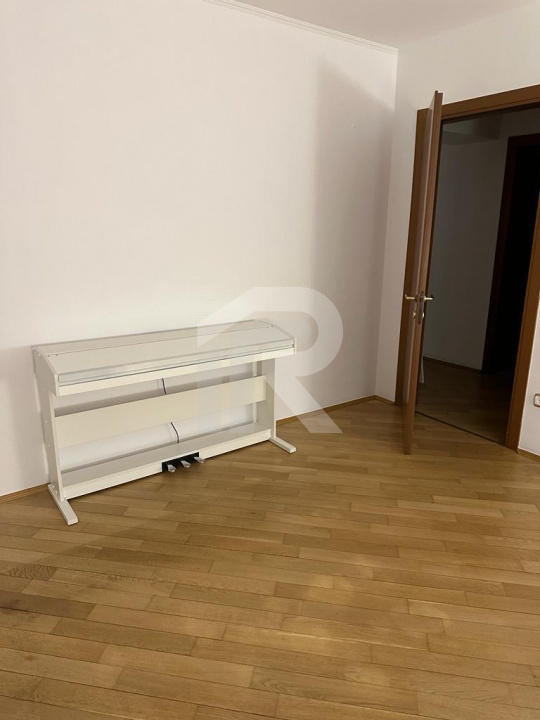 Apartament 3 camere Piata Alba Iulia