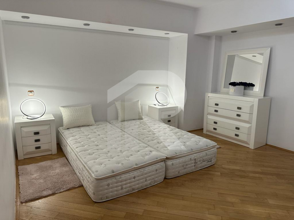 Apartament 3 camere Piata Alba Iulia