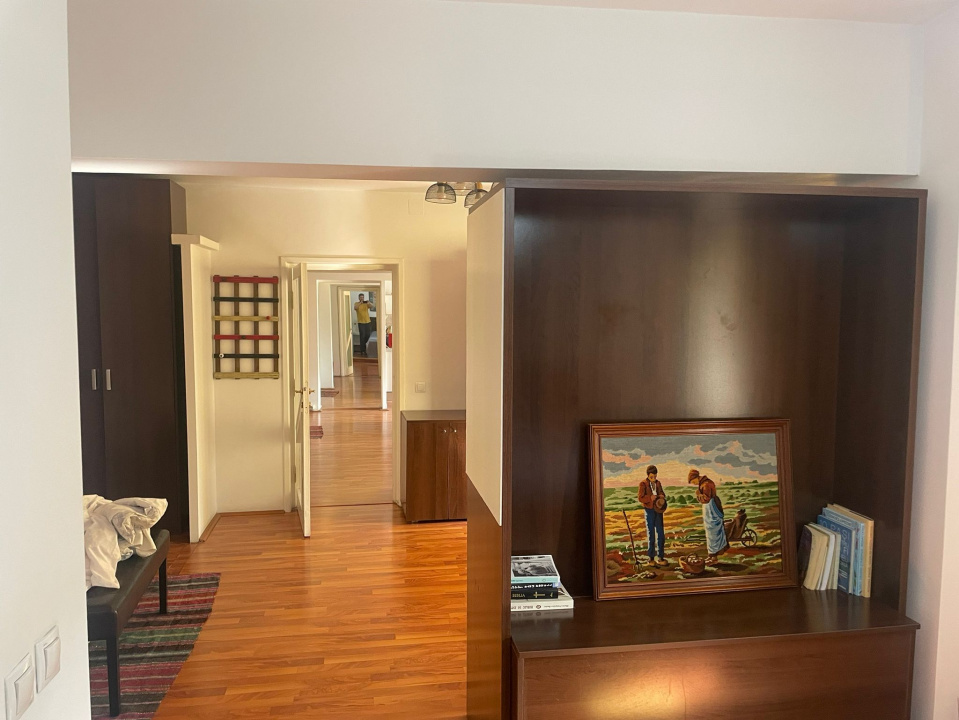 Inchiriez apartament de 2 camere 85 mp in zona Timpuri Noi/Tineretului