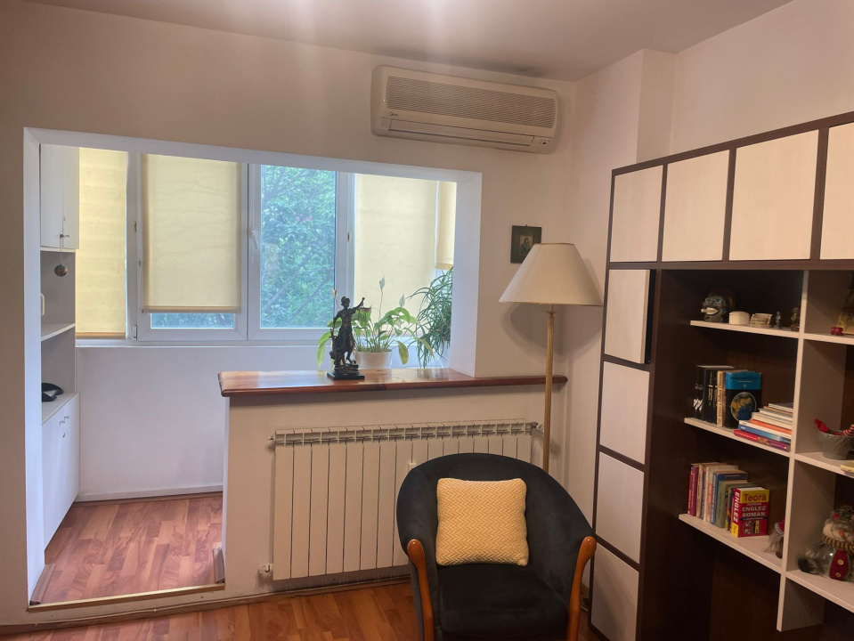 Inchiriez apartament de 2 camere 85 mp in zona Timpuri Noi/Tineretului