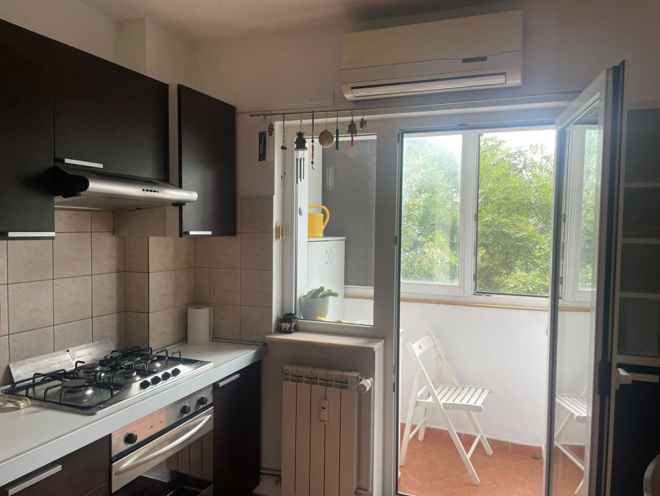 Inchiriez apartament de 2 camere 85 mp in zona Timpuri Noi/Tineretului