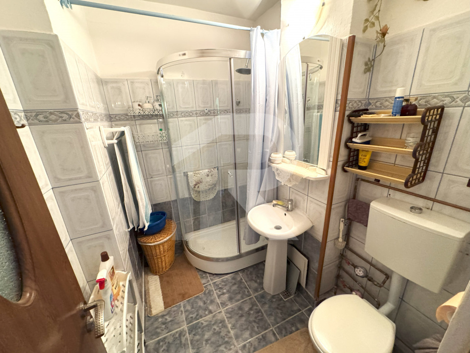 2 camere, langa spitalul judetean, etaj 4, mobilat si utilat
