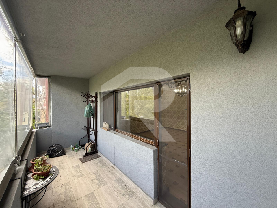 4 camere cu finisaje de lux în vila exclusivistă din cartierul Primăverii