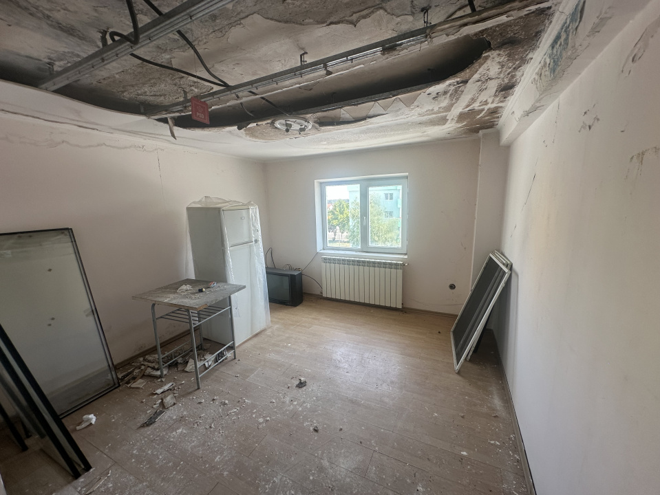 1 DECEMBRIE, 4 CAMERE 98 MP, LOT 22 MP PARCARE!