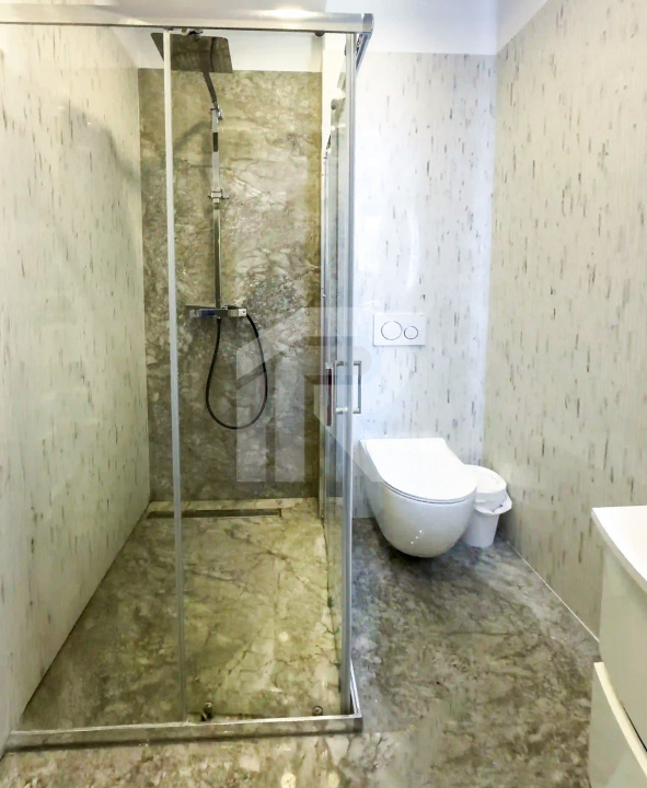 Pe Malul Snagovului, Unde Luxul Devine Cotidian