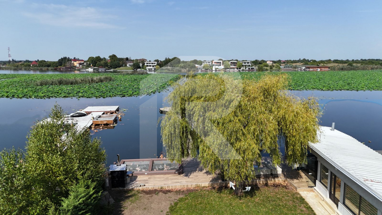 Pe Malul Snagovului, Unde Luxul Devine Cotidian