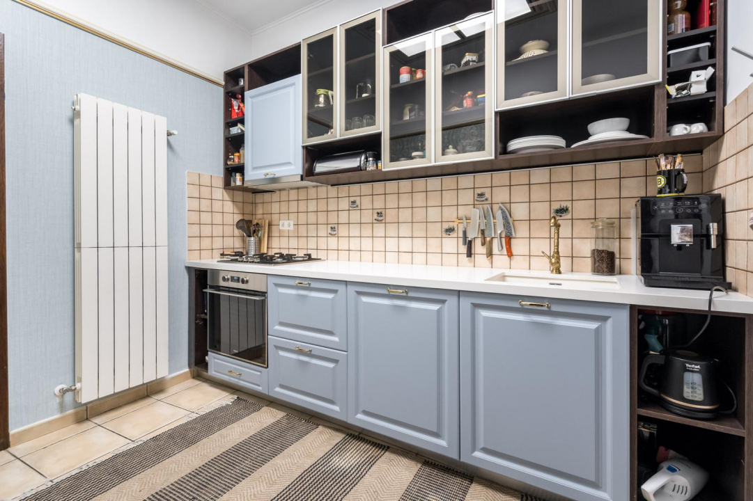 ARMENEASCA, PARTER IN BLOC ART DECO, 6 CAMERE 190 MP!