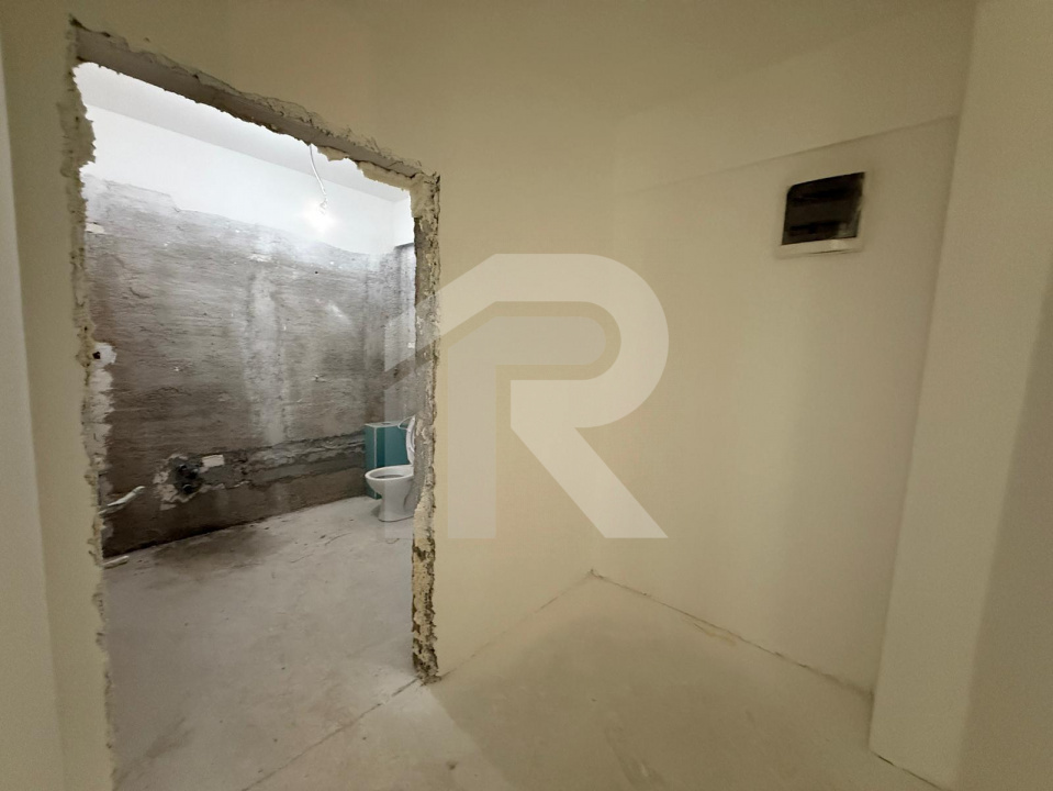 Spatiu Comerceial , parter bloc nou construit , zona Nerva Traian