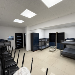 Locatie cu 12 patruri pentru muncitori straini, cu posibilitate de parcare !