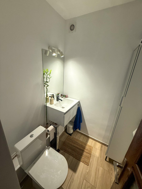 Apartament Unirii-`Goga, bloc din 2000, mobilat si utilat