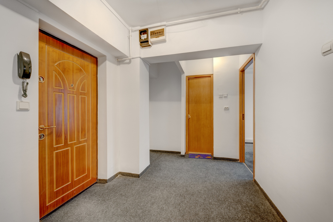 CALEA DOROBANTI - I.L. CARAGIALE, 2 CAMERE 60 MP, DECOMANDAT!