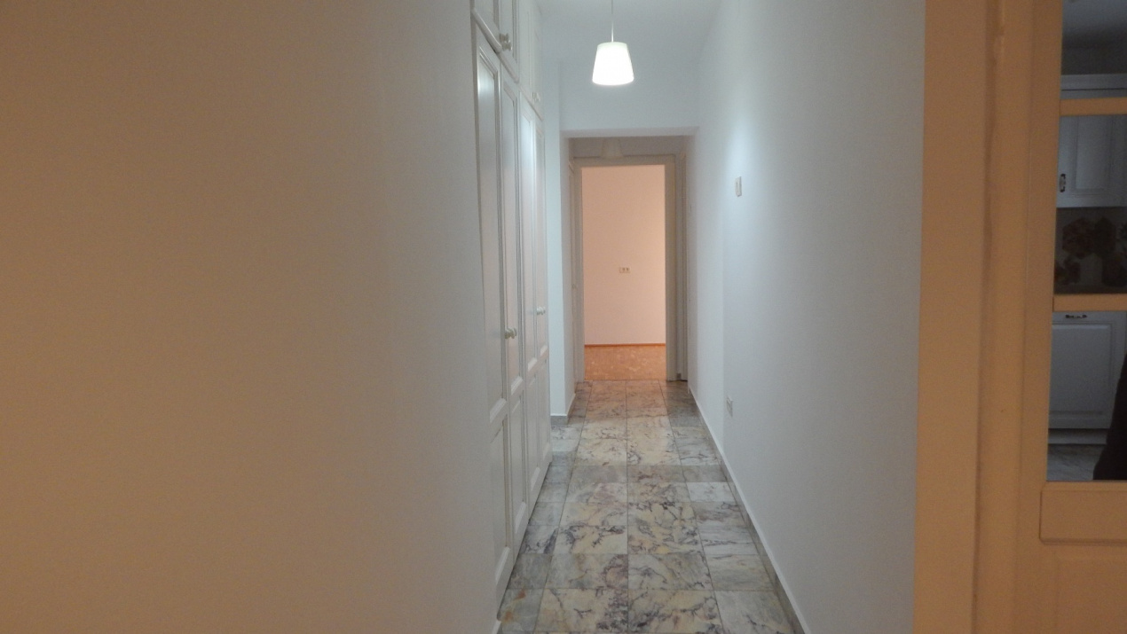 Apartament spatios p-ta Alba Iulia