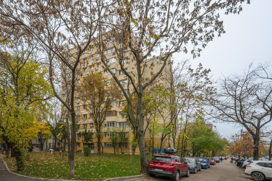 Apartament 3 camere Colentina stradal