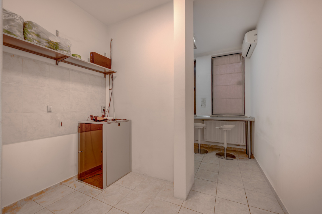 Primaria S1 - Apartament - loc de parcare suprateran - acces dublu 