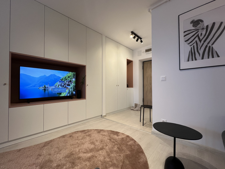 Garsoniera Nicolae Teclu. La Cheie. Totul nou.