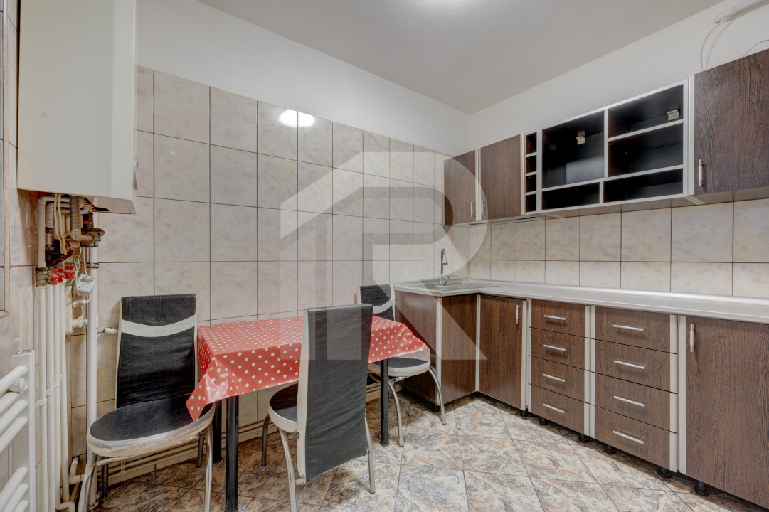 BERCENI – PIAȚA REȘIȚA – 3 CAMERE, 73 MP TOTAL, CENTRALA PROPRIE, LOC PARCARE!