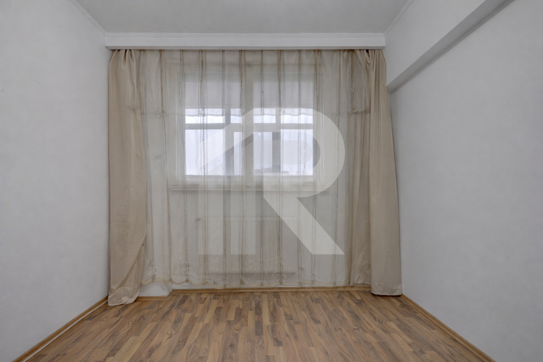 BERCENI – PIAȚA REȘIȚA – 3 CAMERE, 73 MP TOTAL, CENTRALA PROPRIE, LOC PARCARE!