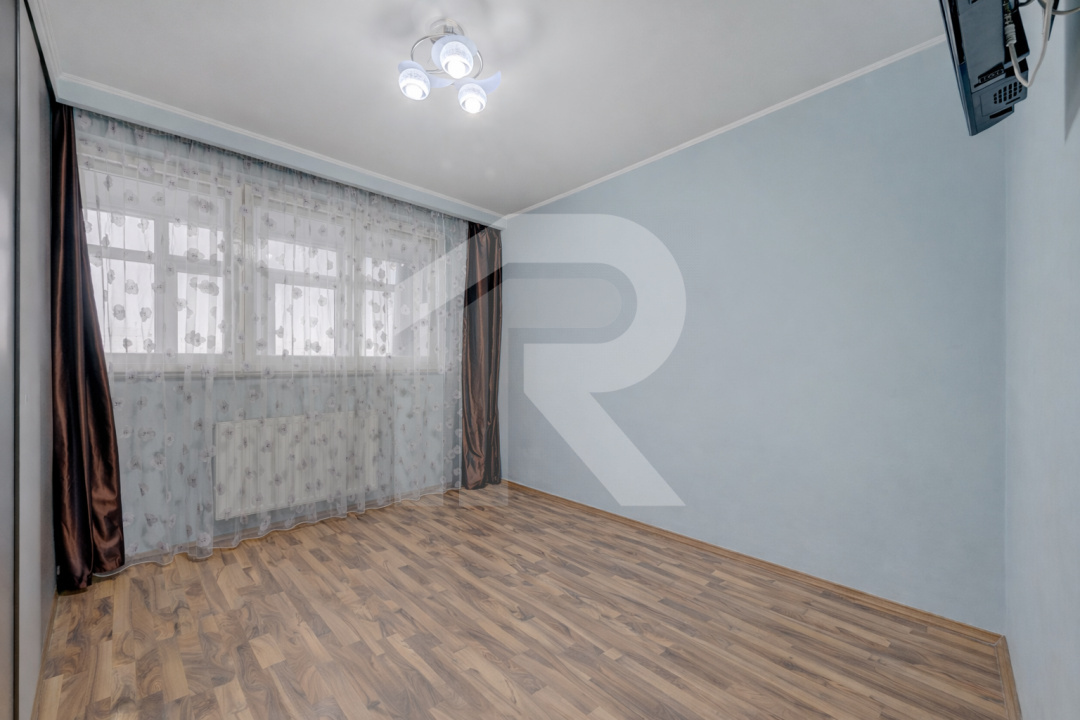 BERCENI – PIAȚA REȘIȚA – 3 CAMERE, 73 MP TOTAL, CENTRALA PROPRIE, LOC PARCARE!